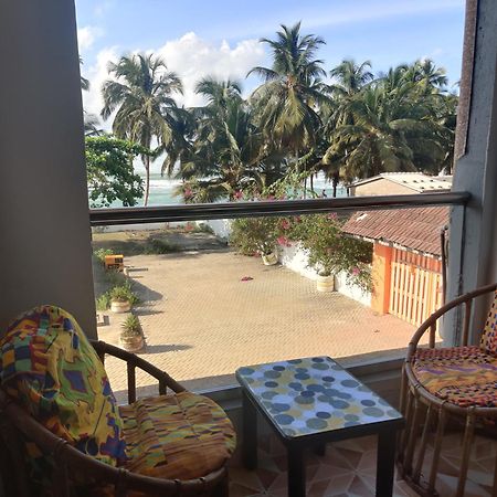 Afiki Hotel Elmina Ngoại thất bức ảnh
