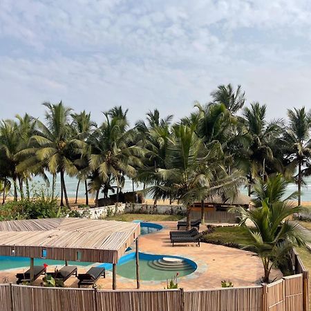 Afiki Hotel Elmina Ngoại thất bức ảnh