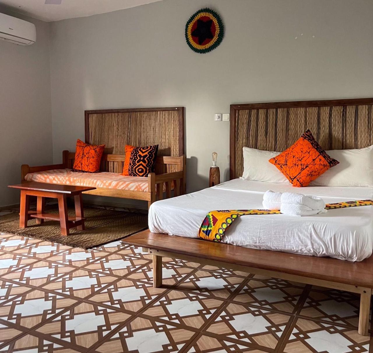 Afiki Hotel Elmina Ngoại thất bức ảnh