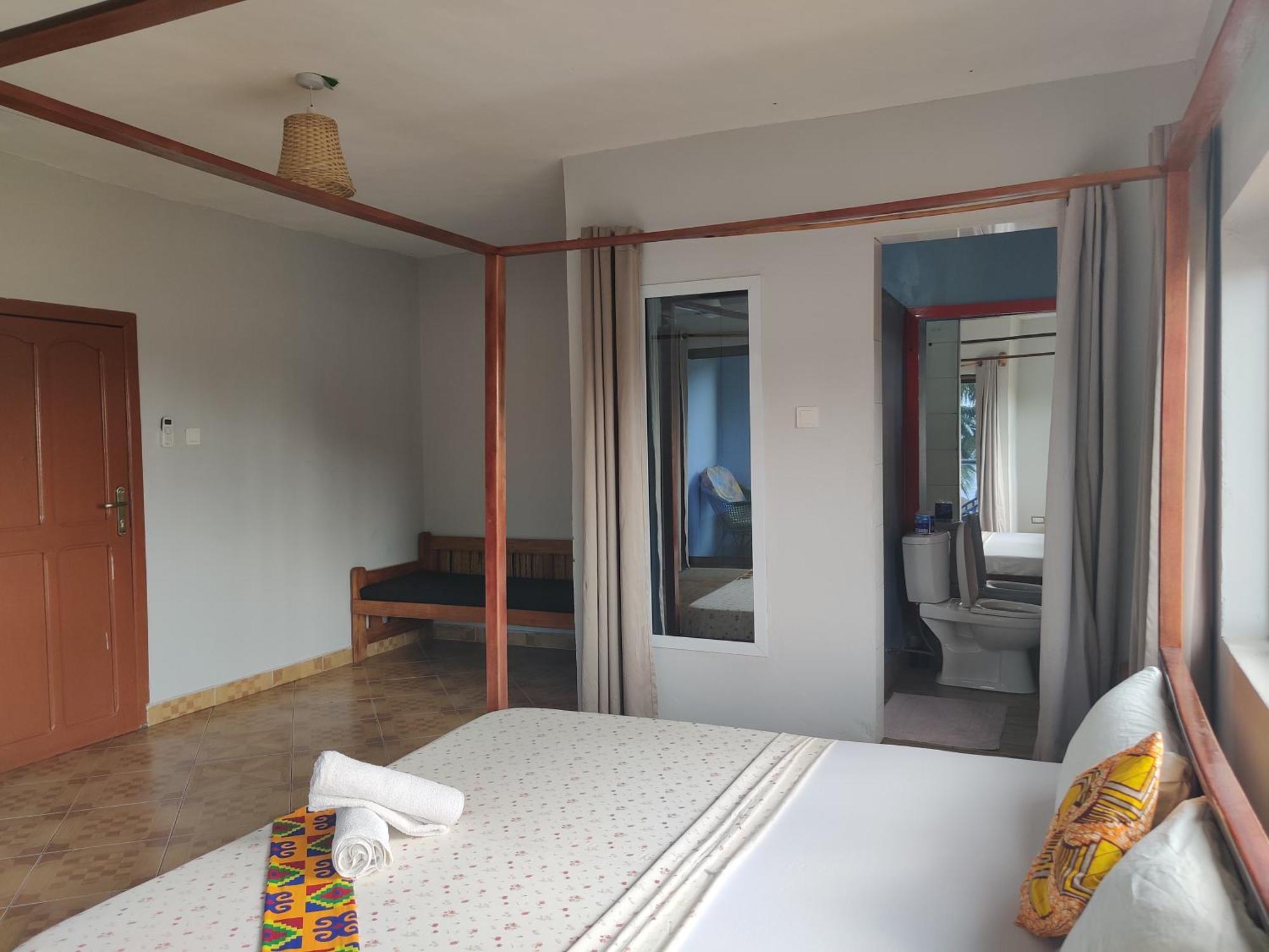Afiki Hotel Elmina Ngoại thất bức ảnh