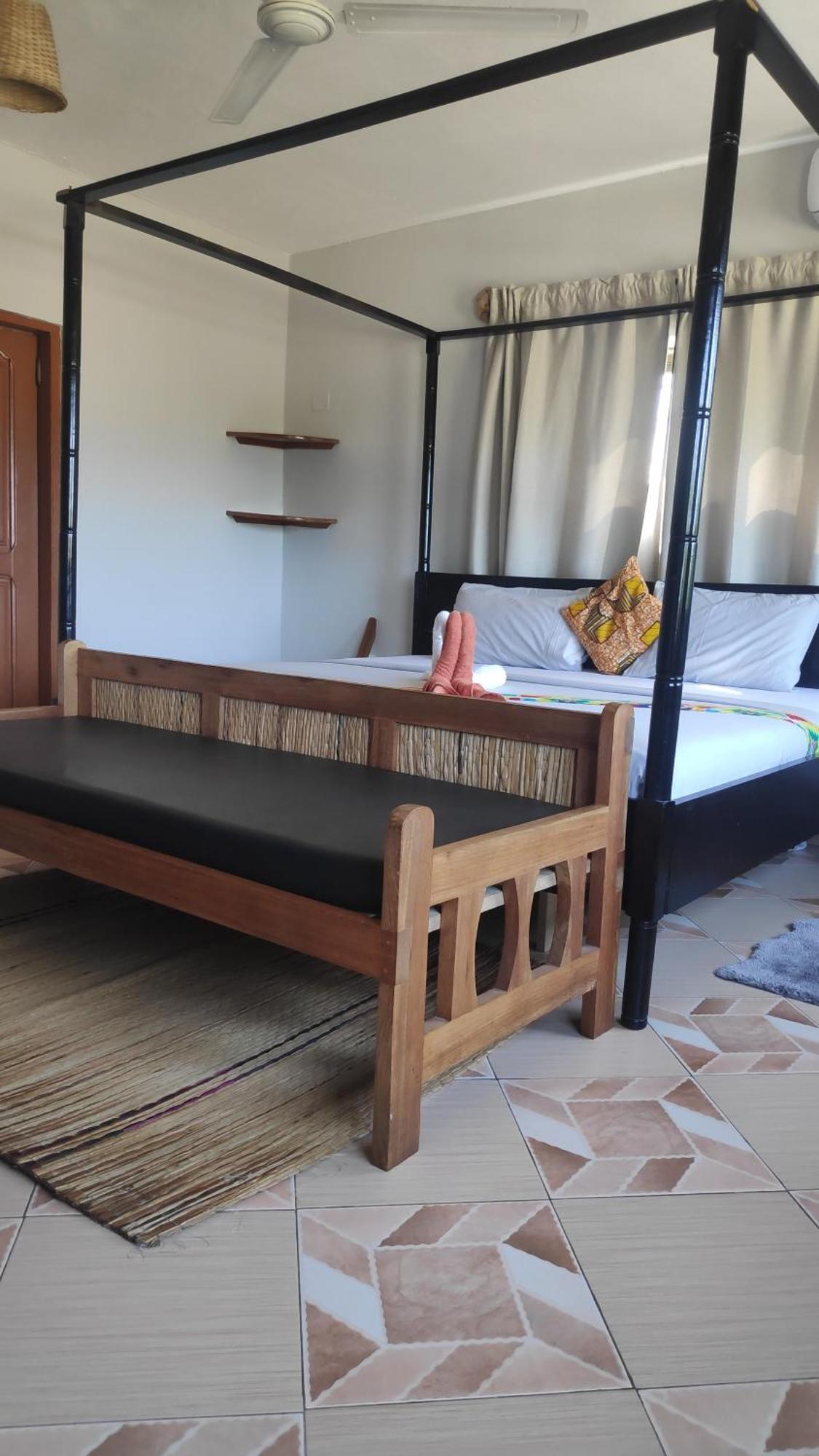 Afiki Hotel Elmina Ngoại thất bức ảnh