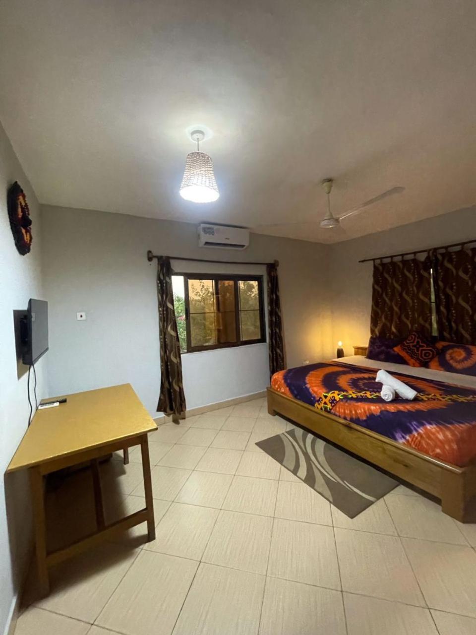 Afiki Hotel Elmina Ngoại thất bức ảnh
